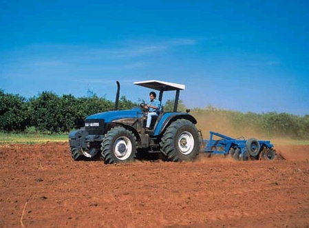 TRACTORES - MODELO TM - NEW HOLLAND - MAQUINARIA AGRICOLA